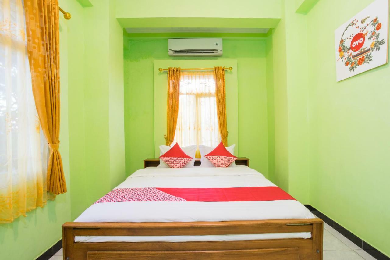 Oyo 1419 Rhona Guest House Syariah Yogyakarta Eksteriør billede